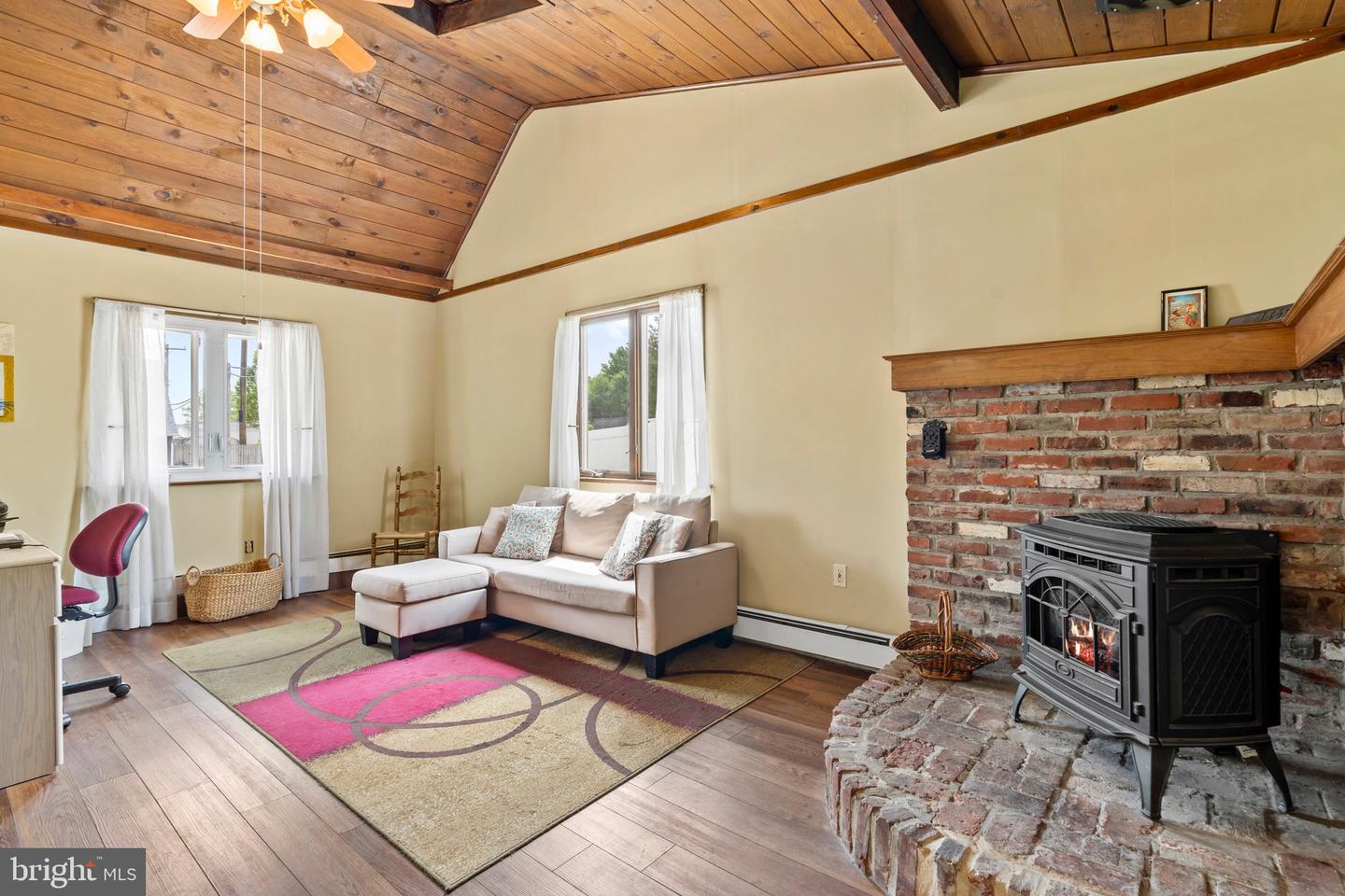 7 Misty Pine Road