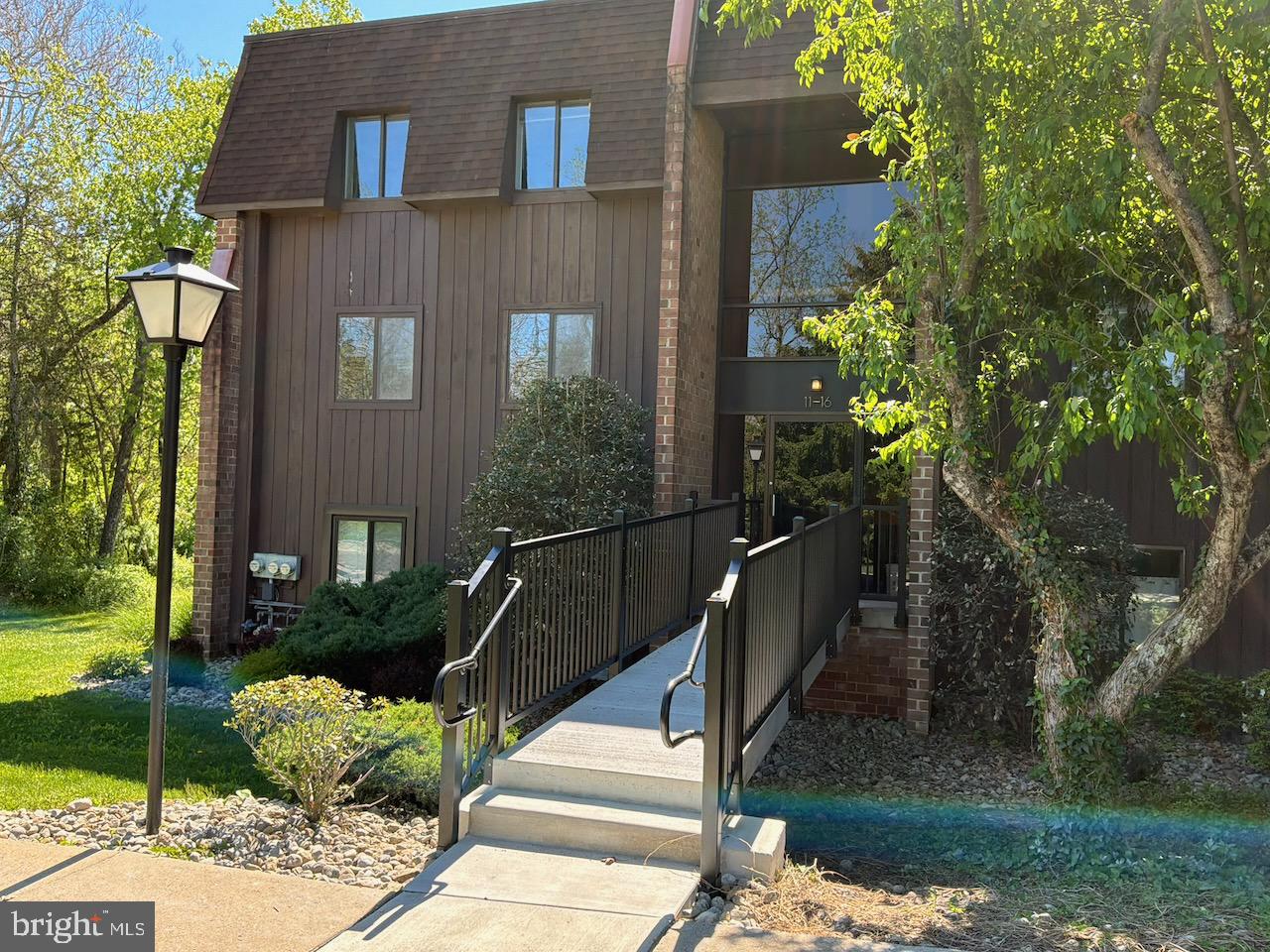 15 Hermitage Drive