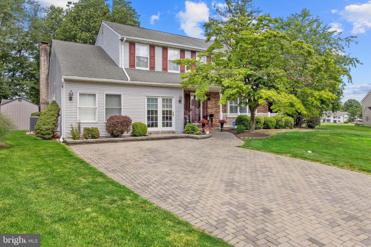 487 Cambridge Lane
