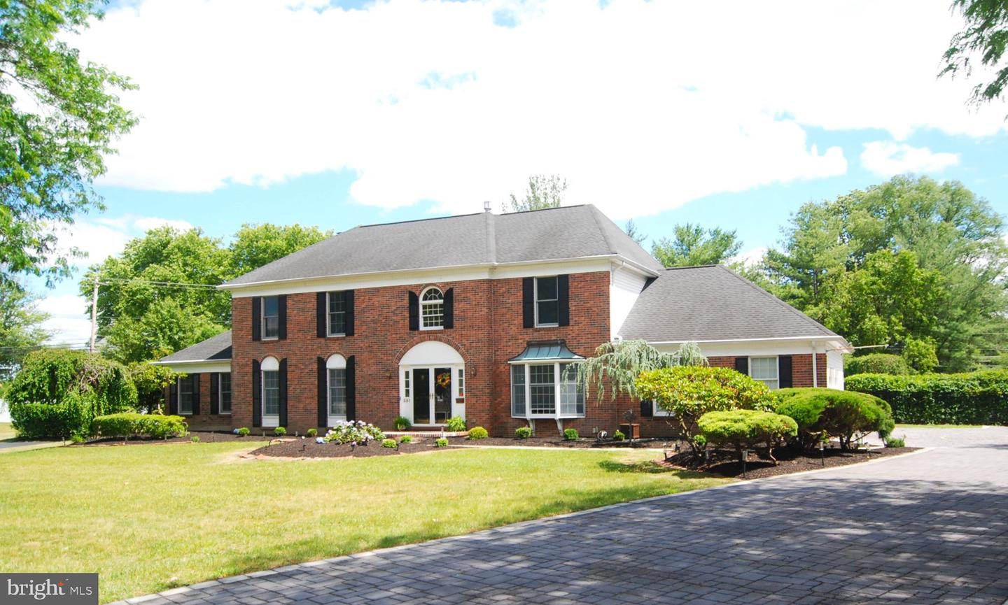 255 Pintail Ct