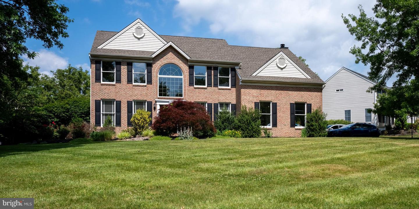 4502 Scenic View Circle