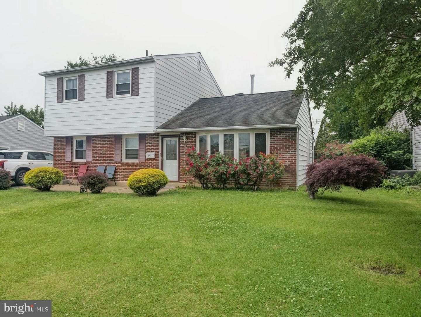 3724 Devonshire Place