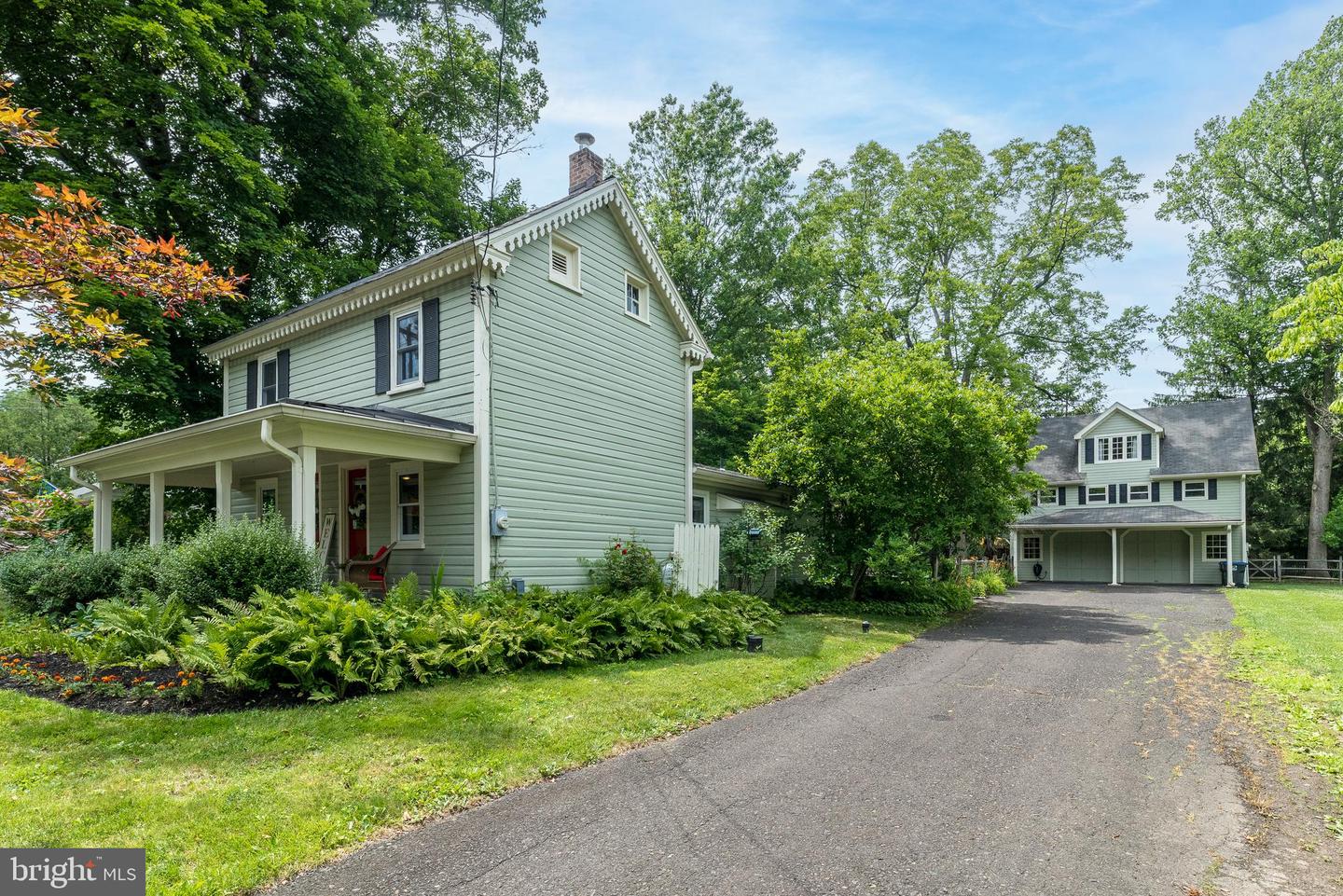 65 Mathews Avenue