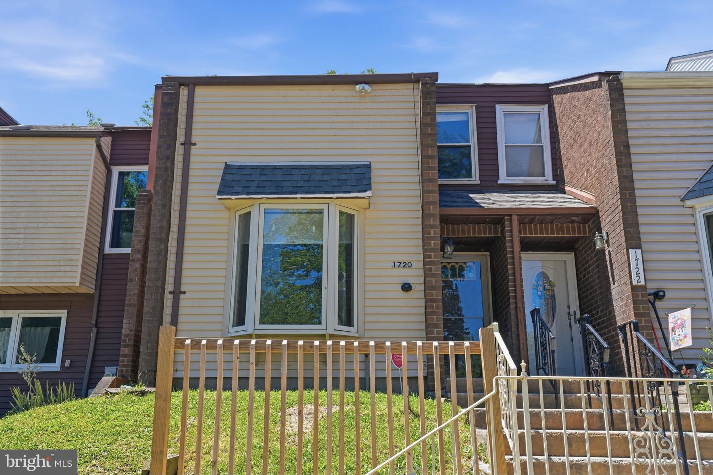 1720 Julie Court