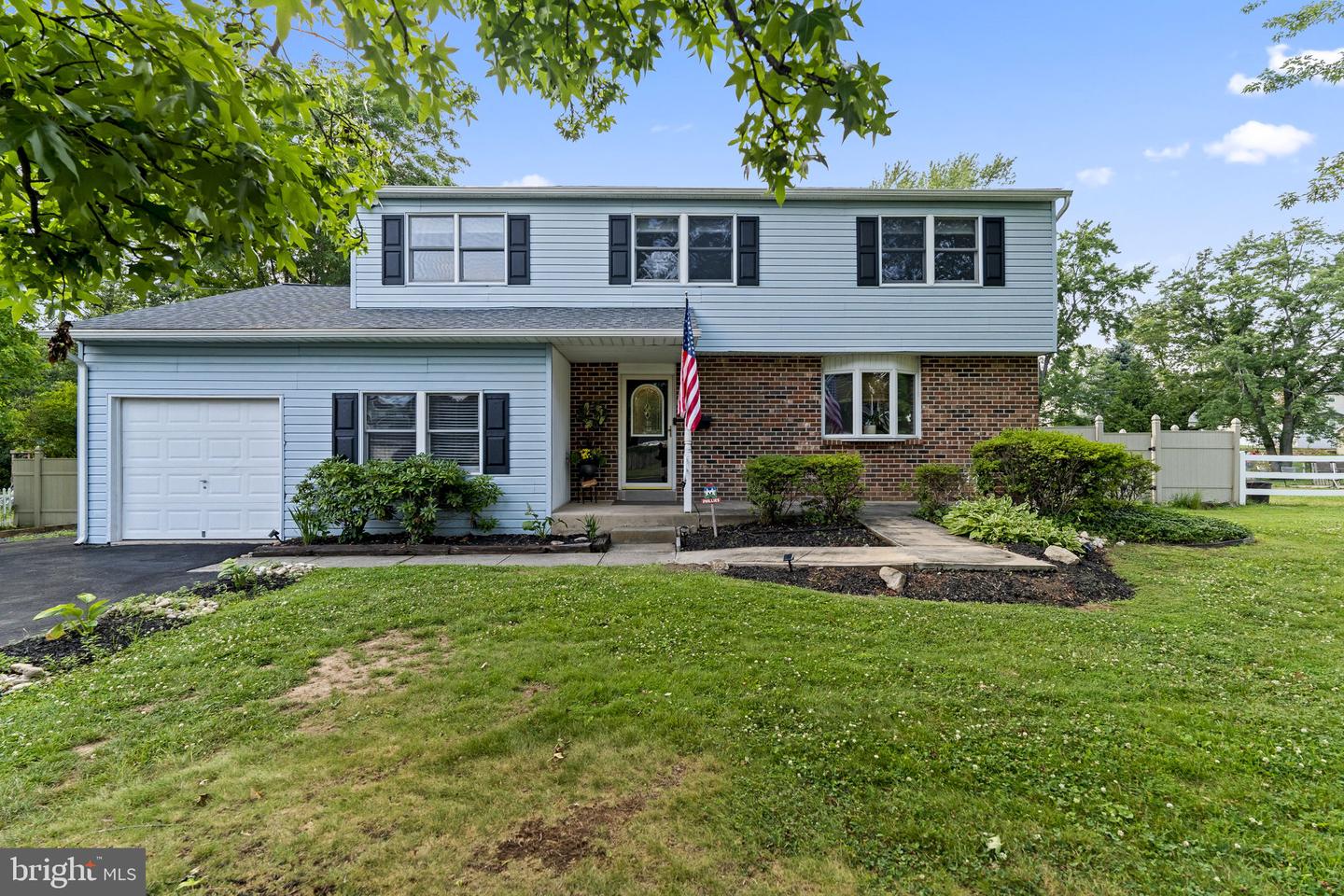 866 Decker Lane