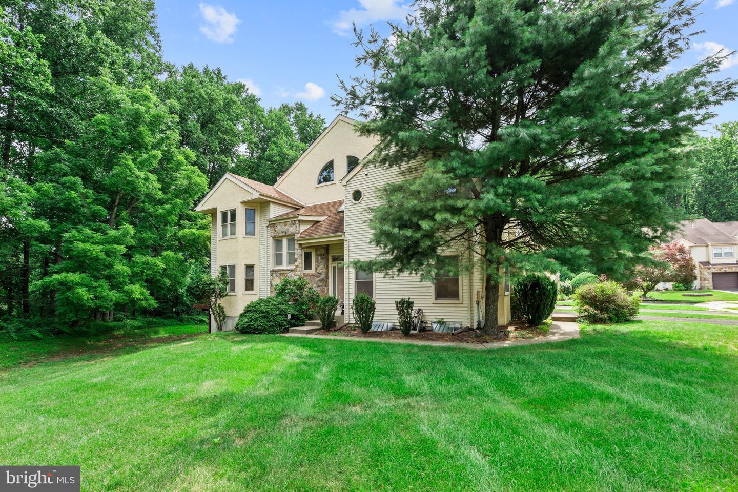 256 Sycamore Circle