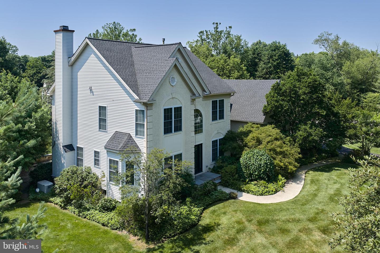 102 Parkside Drive