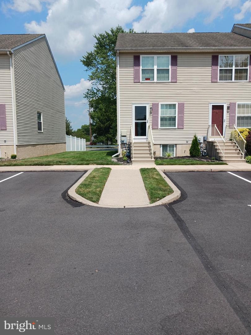 12 Carriage Knoll Court