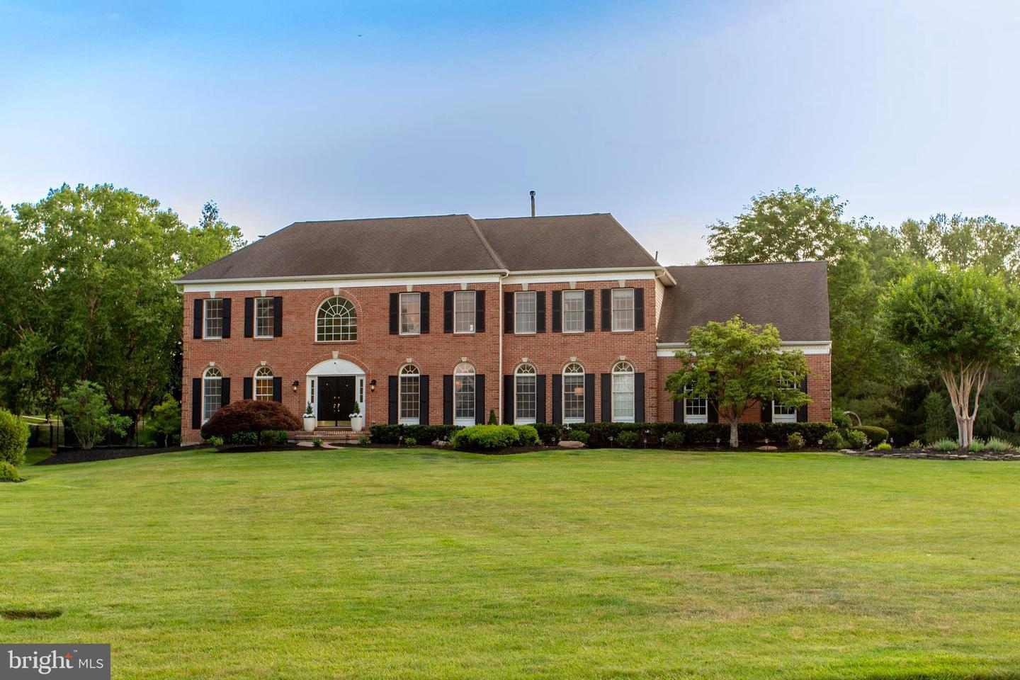 1 Hibbs Lane