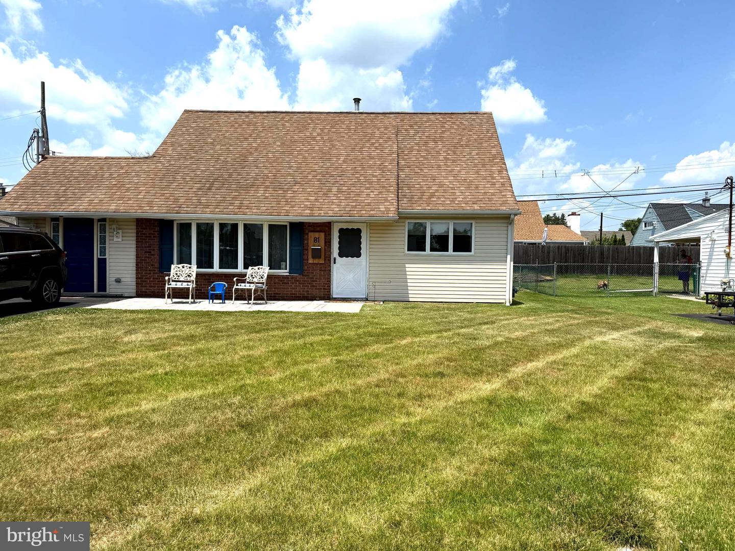81 Queen Lily Road