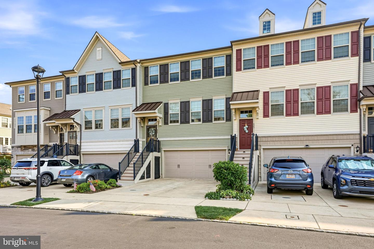 487 Rowan Street