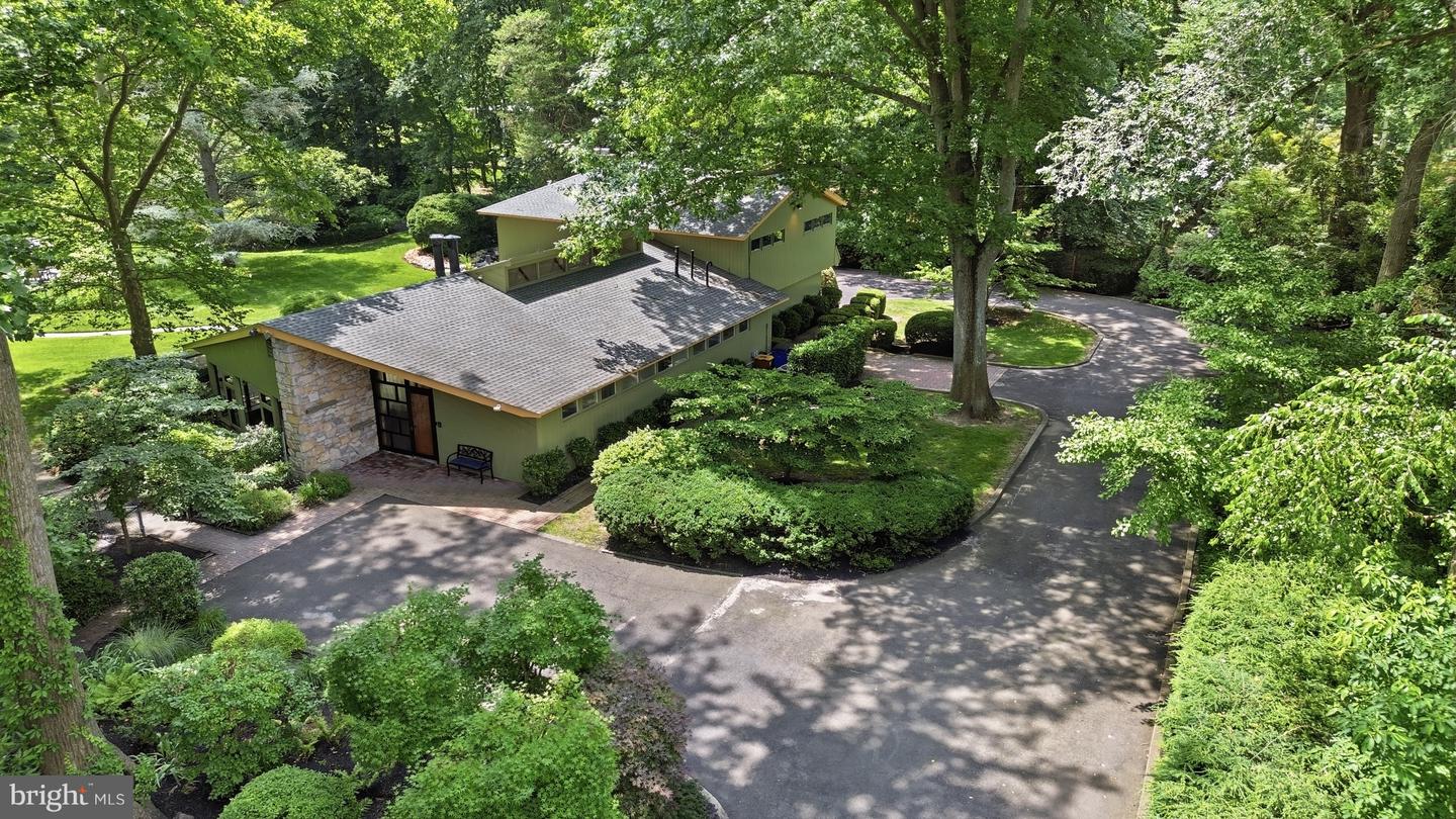 775 River Road