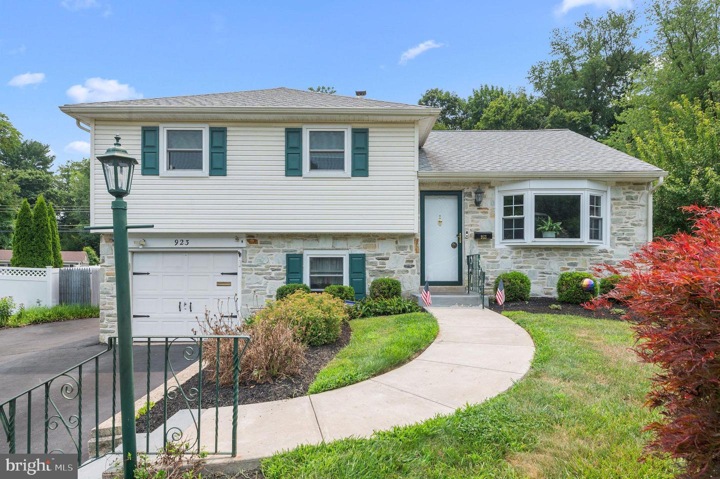 923 Carlin Drive