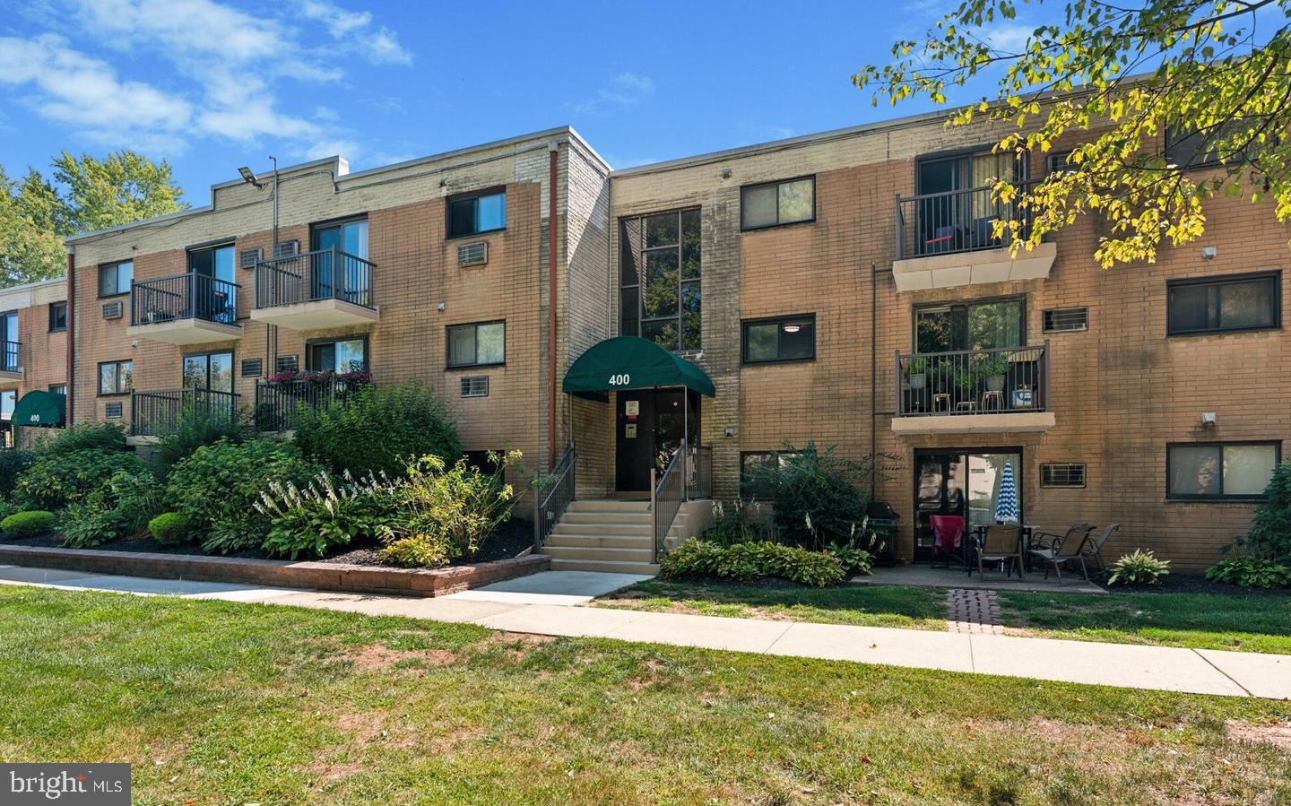 1575 W Street Road #418
