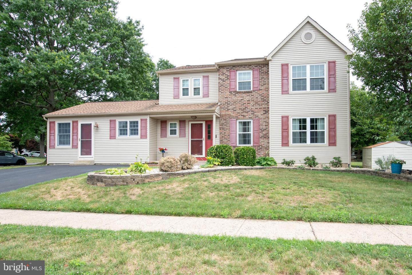 5210 Mallard Drive