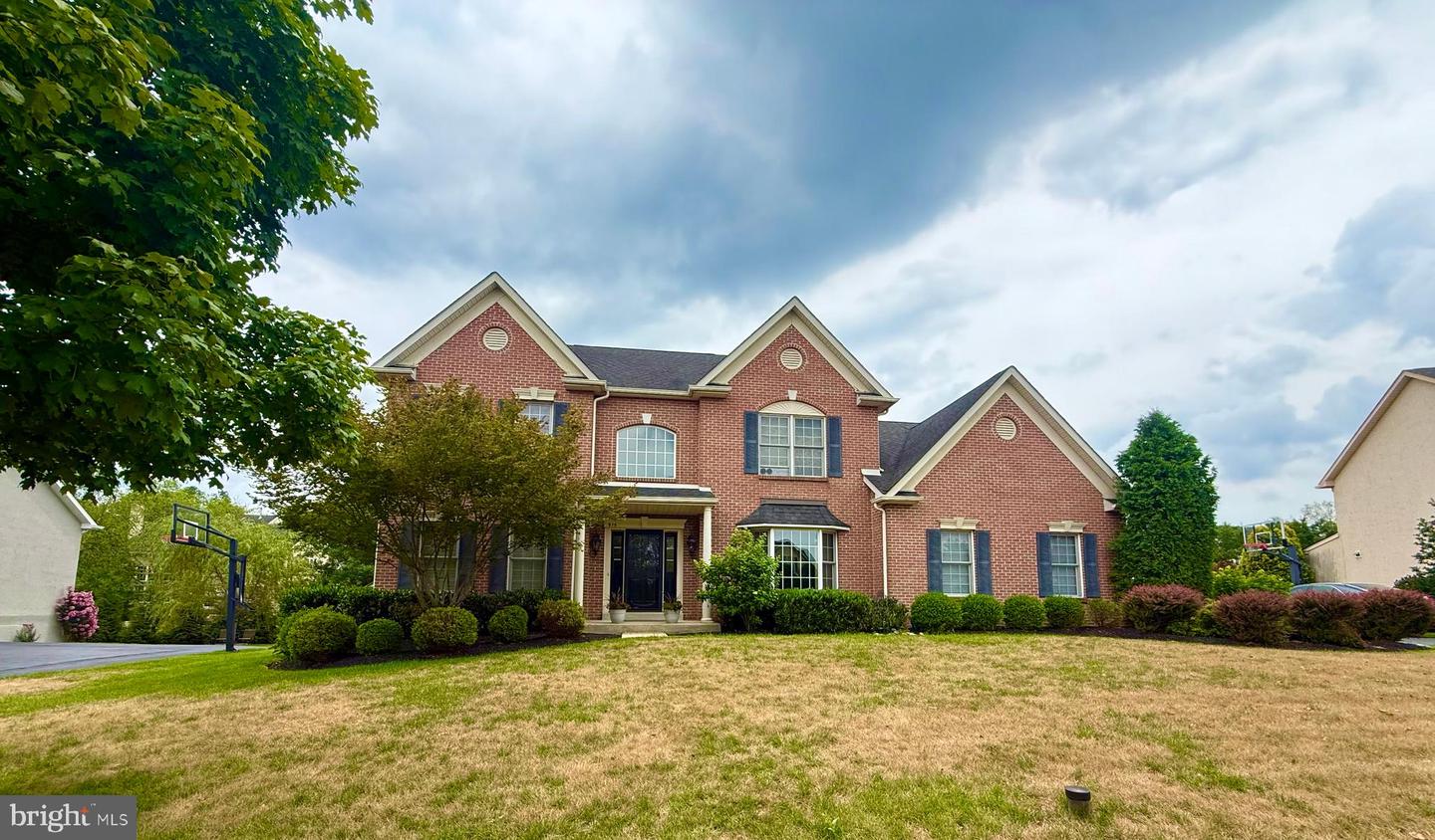 915 Noahs Circle, Warrington