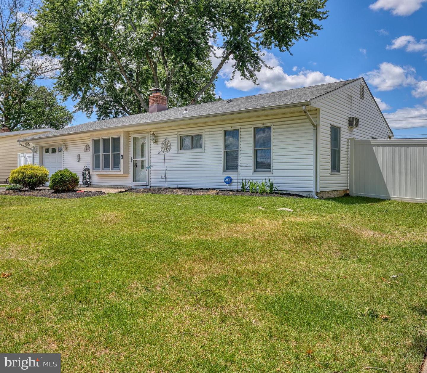 45 Crimson King Lane