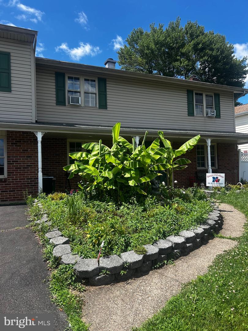 169 Twin Oak Drive