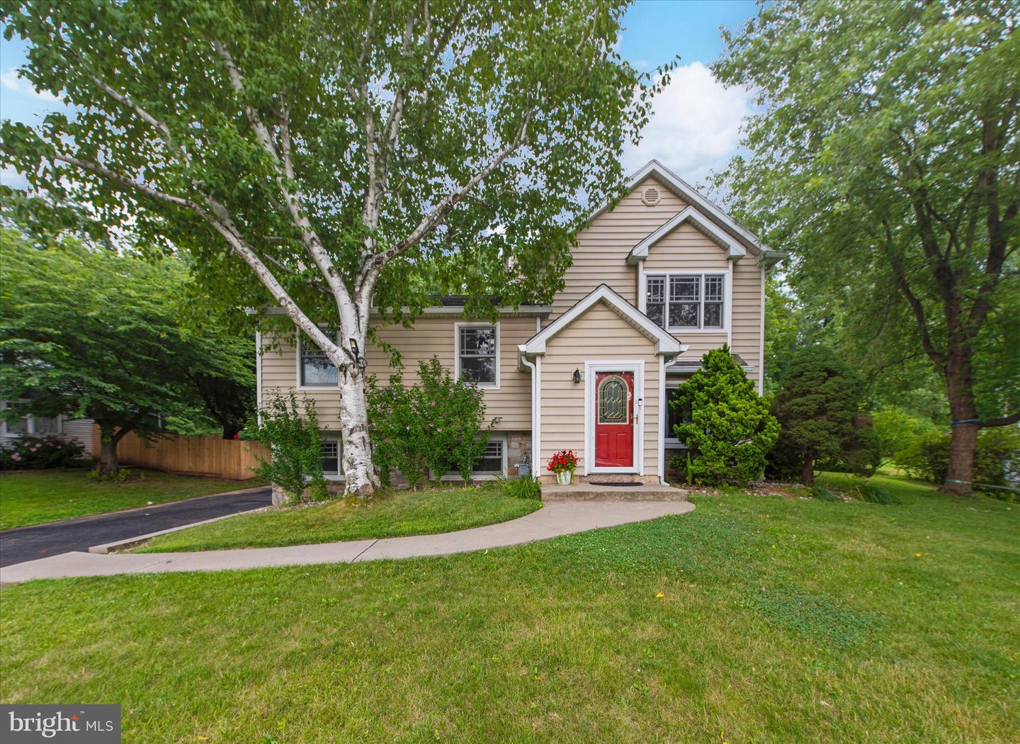 118 Cornwall Drive