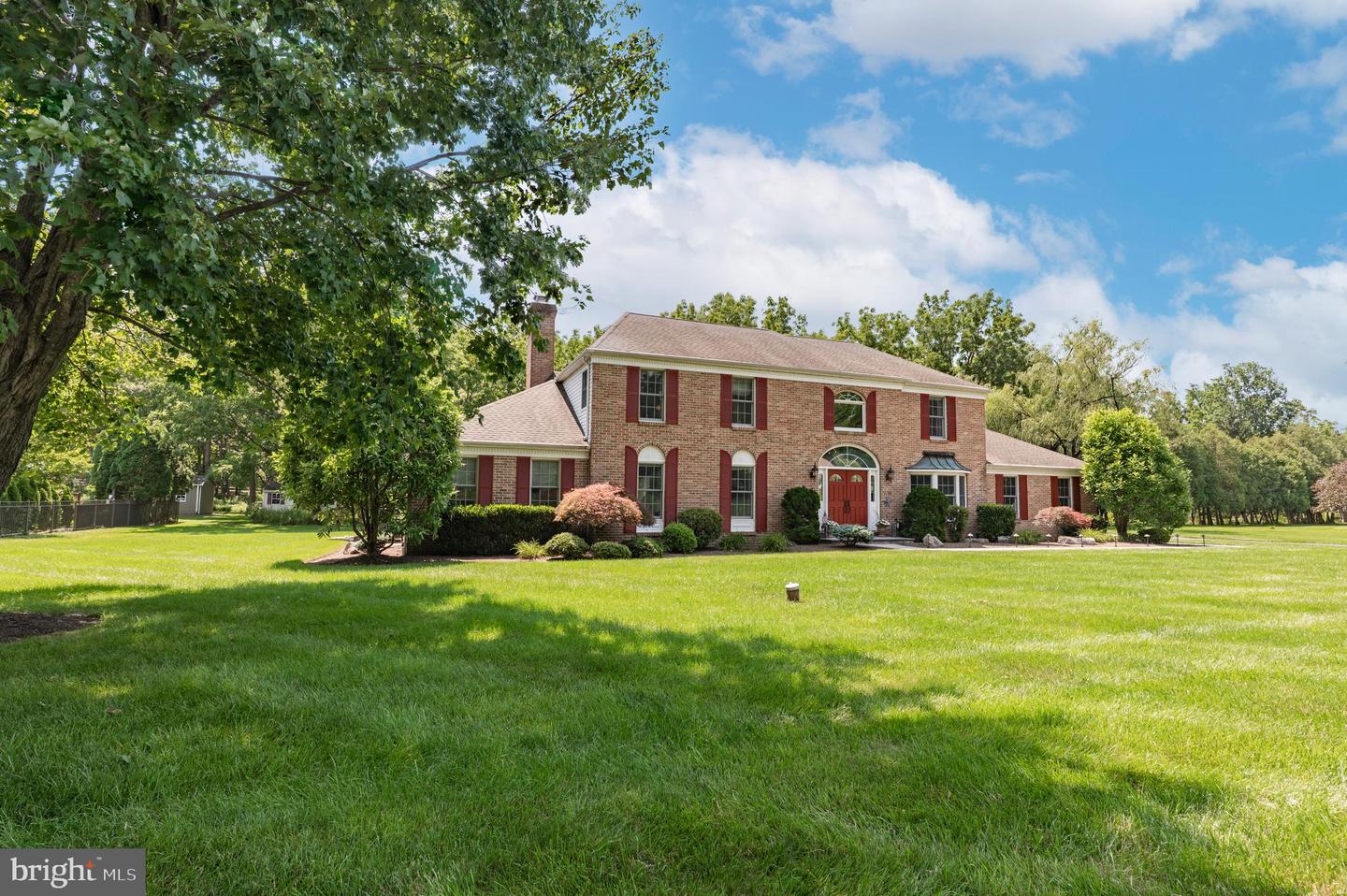 5765 N Deer Run Road