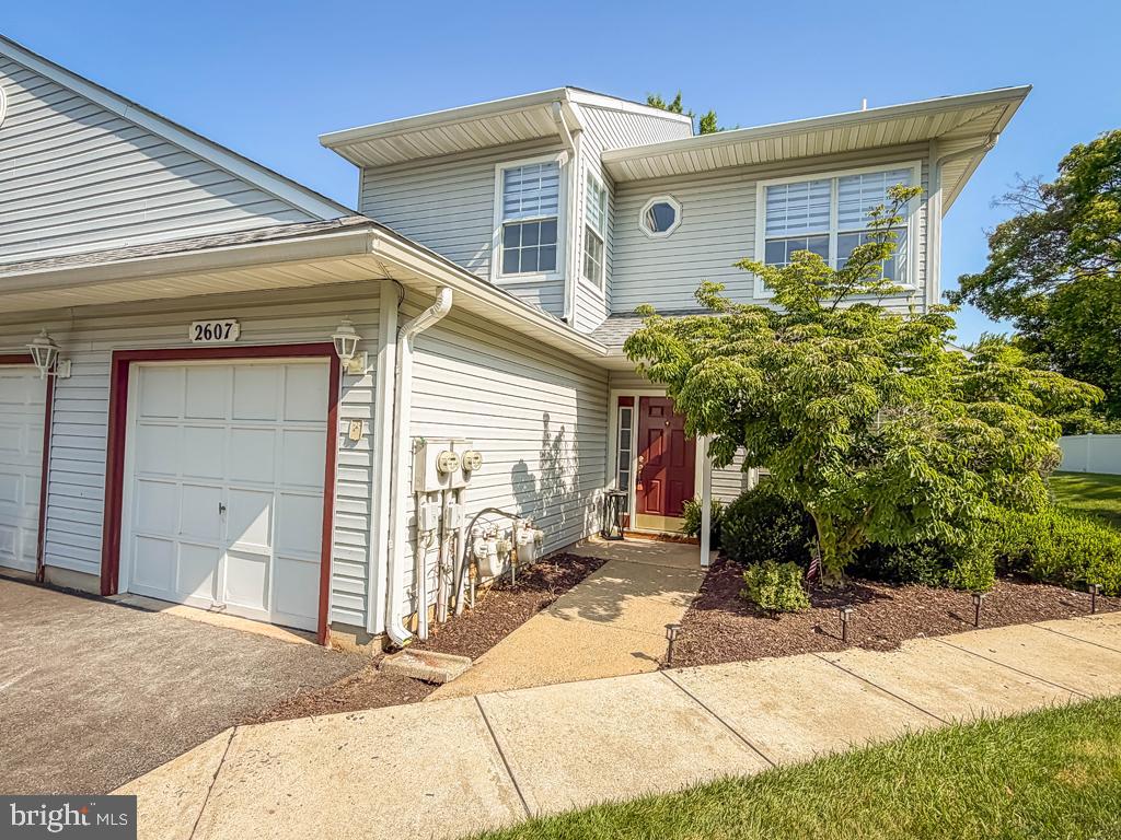 2607 Lynbrooke Drive