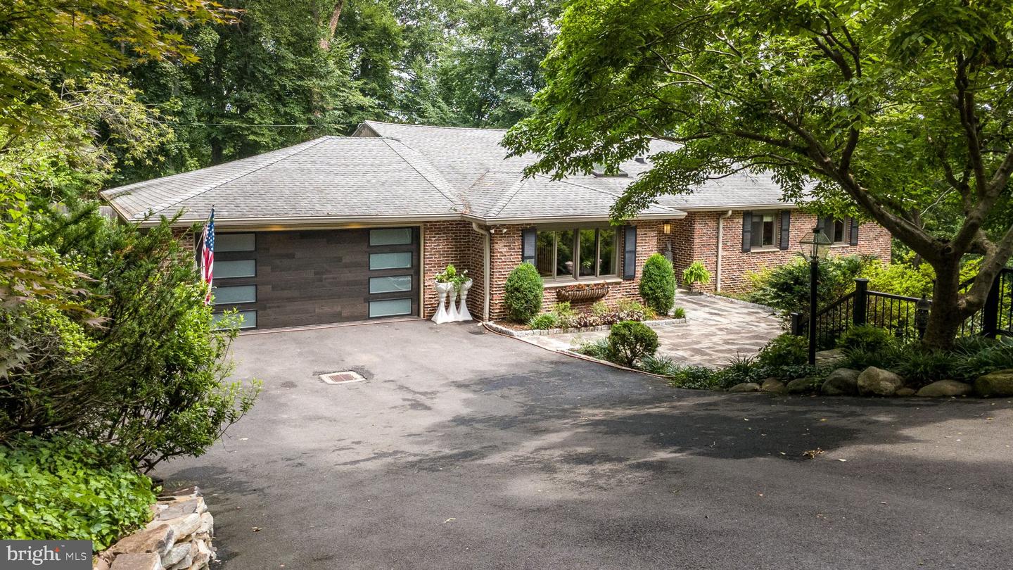 24 Springtree Lane