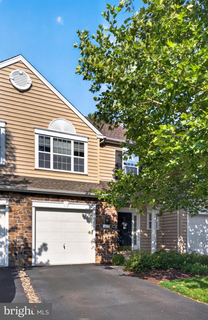 417 Oxford Lane