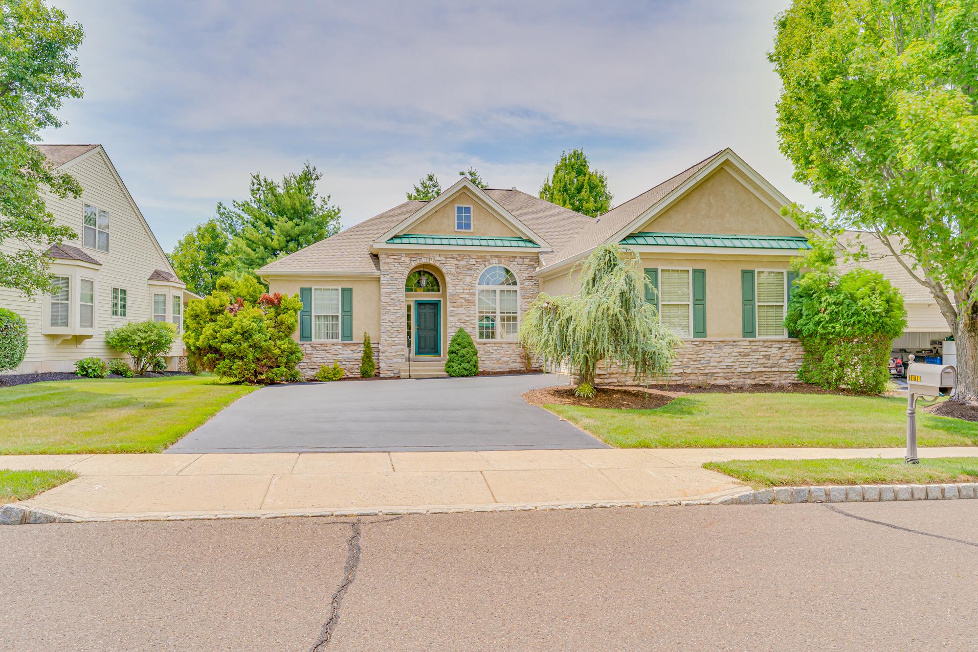 1010 Monroe Drive