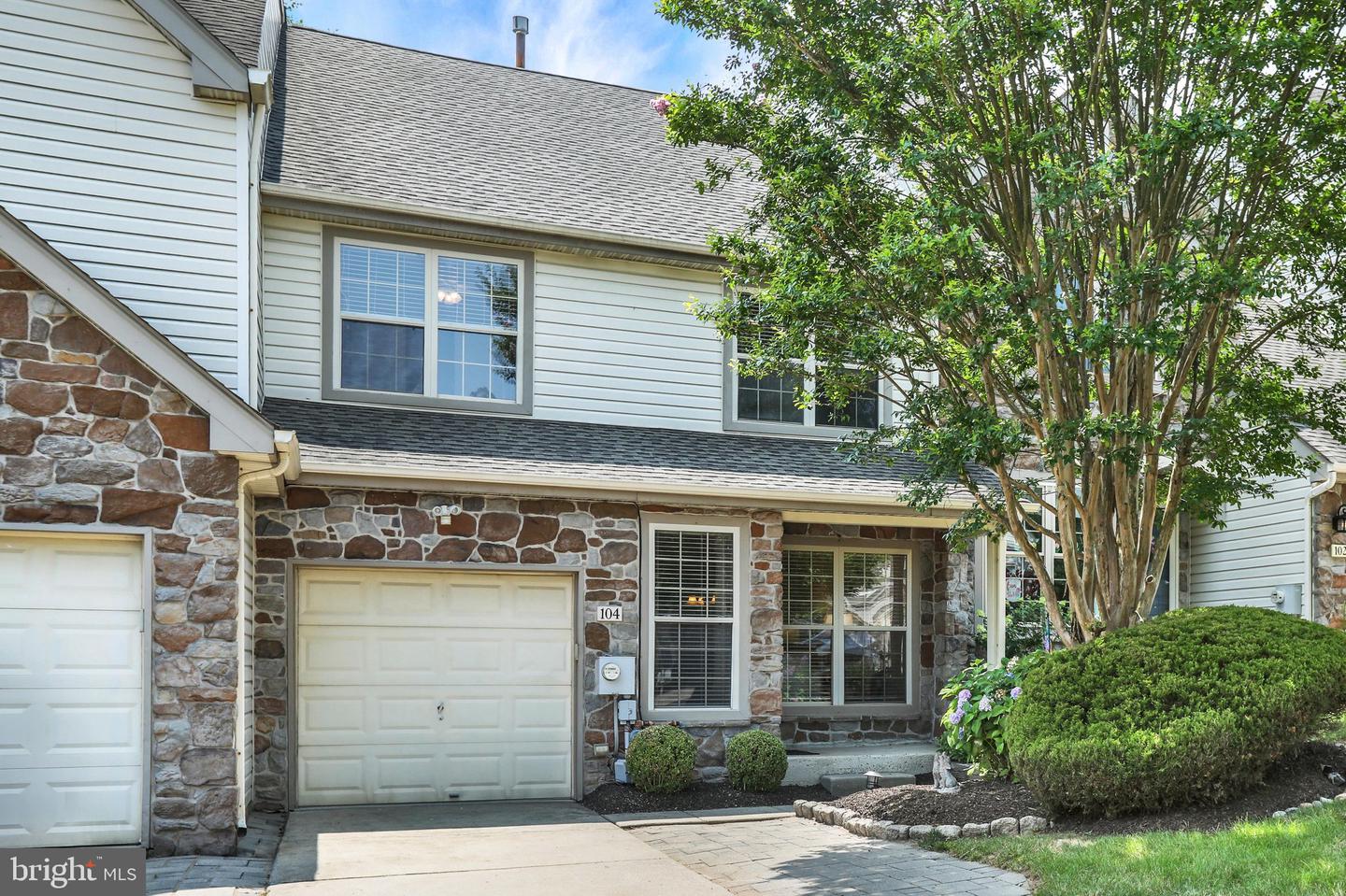104 Suffield Court