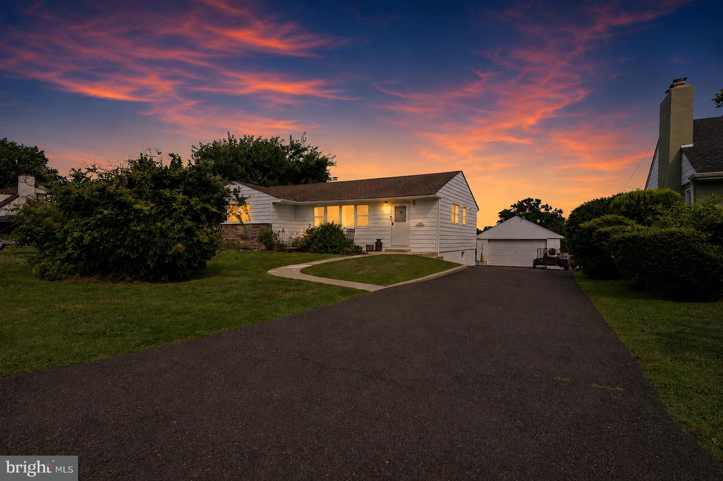 1413 Poplar Road