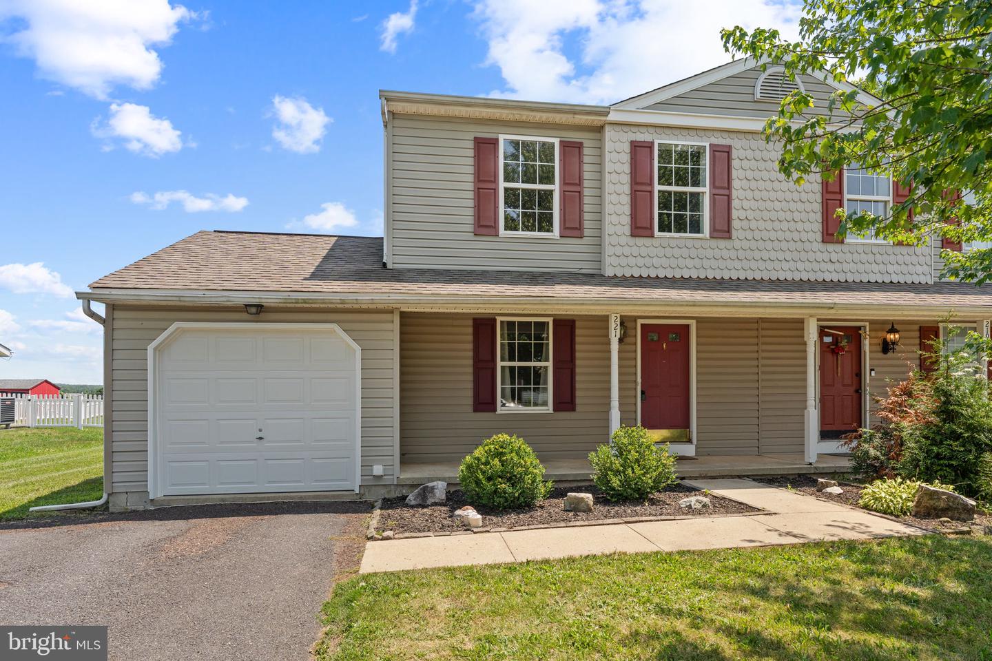 221 Pennwood Drive