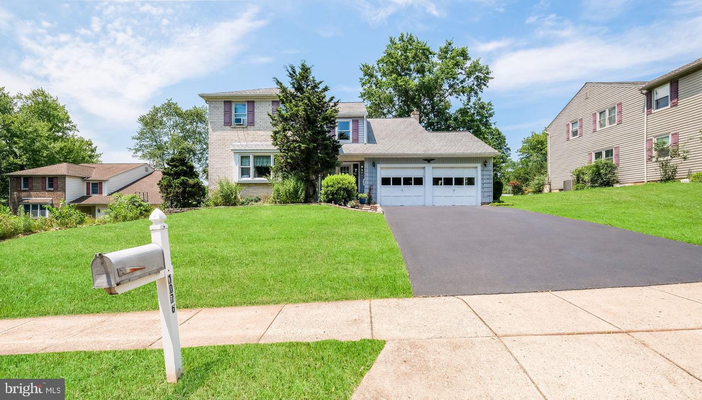 1076 Connemara Circle, Warrington