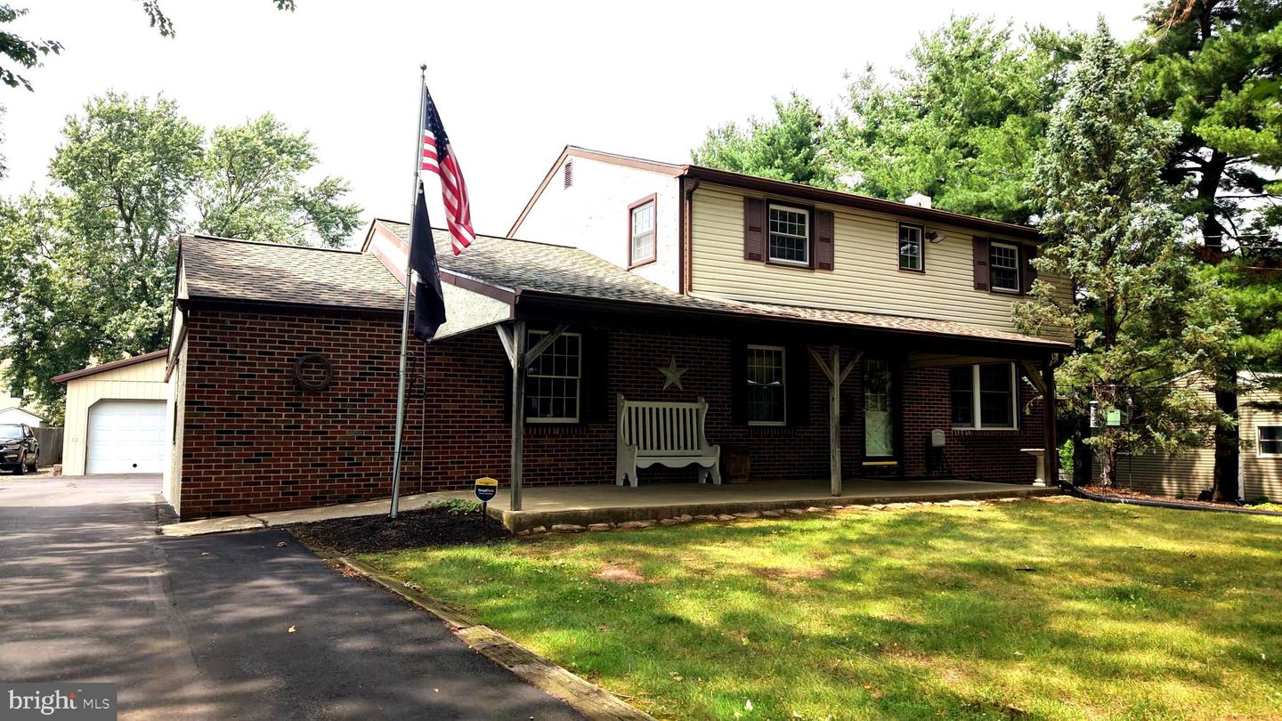 571 Township Line Road, Telford