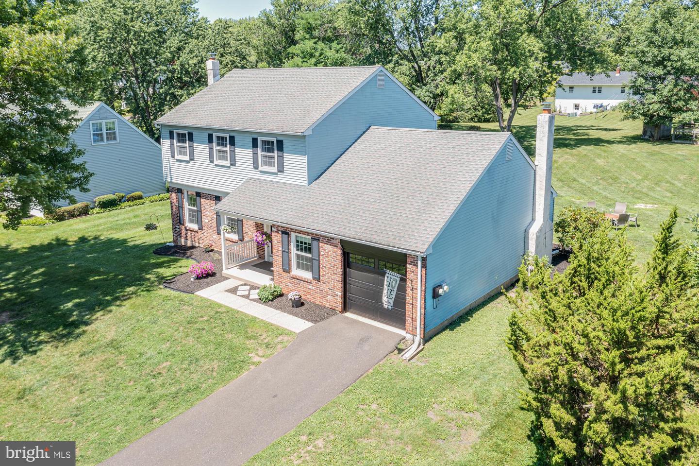 327 Lenape Lane, Chalfont