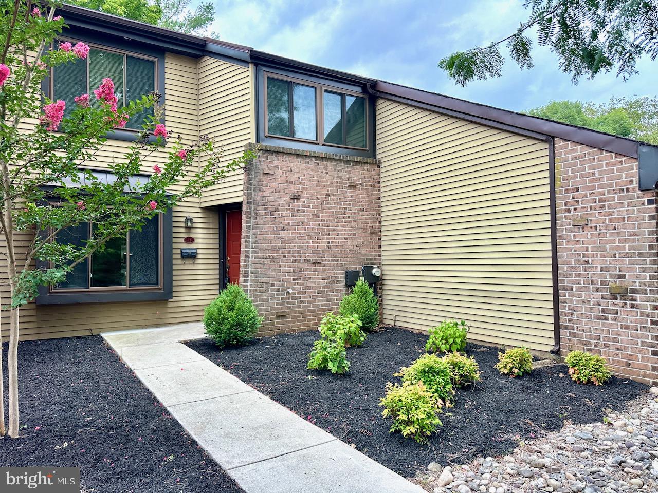 17 Farmington Place