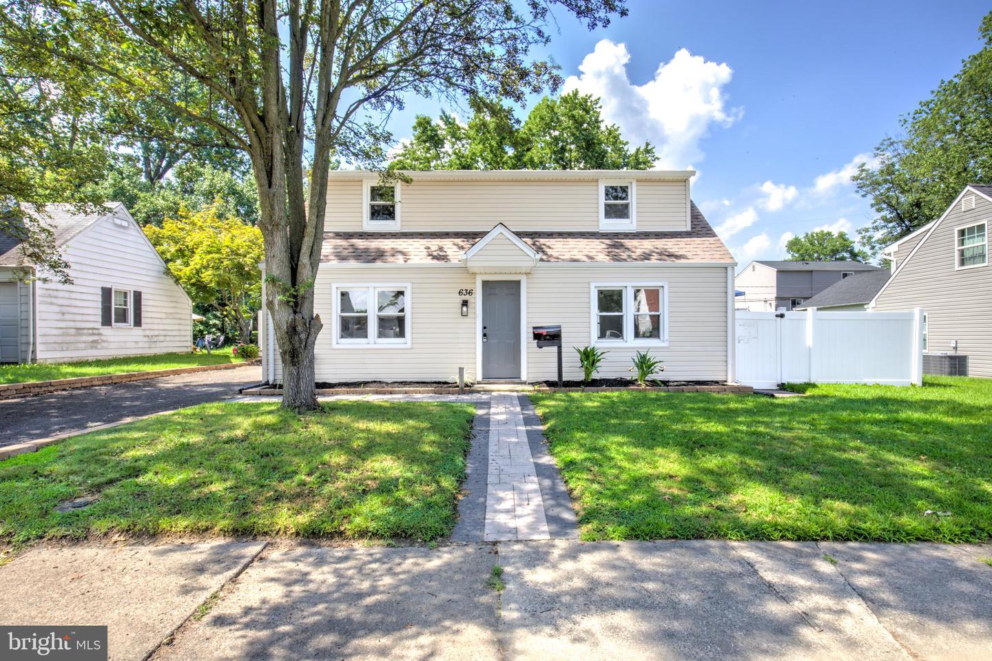 636 Osborne Avenue