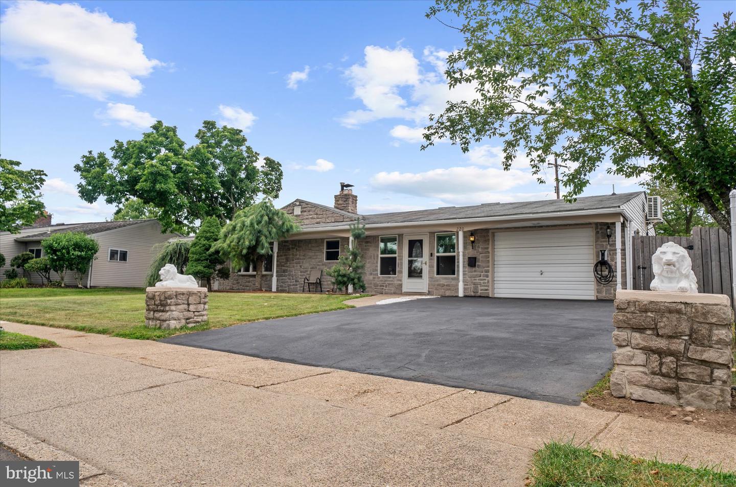 220 Willow Drive