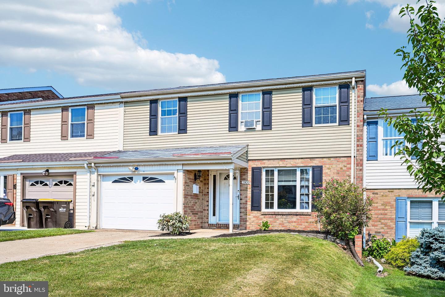 2909 Bunker Hill Court