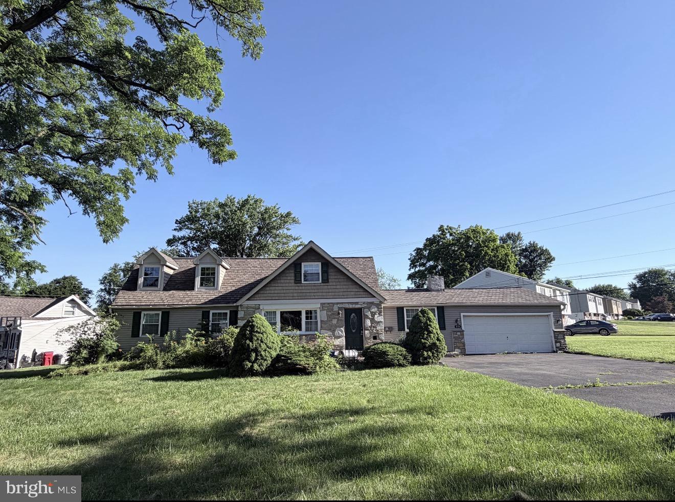 213 Luff Lane