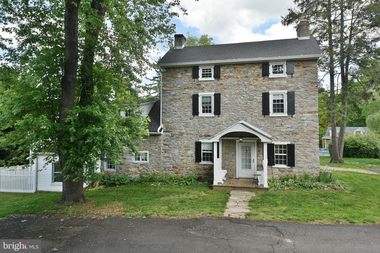 966 Paige Court