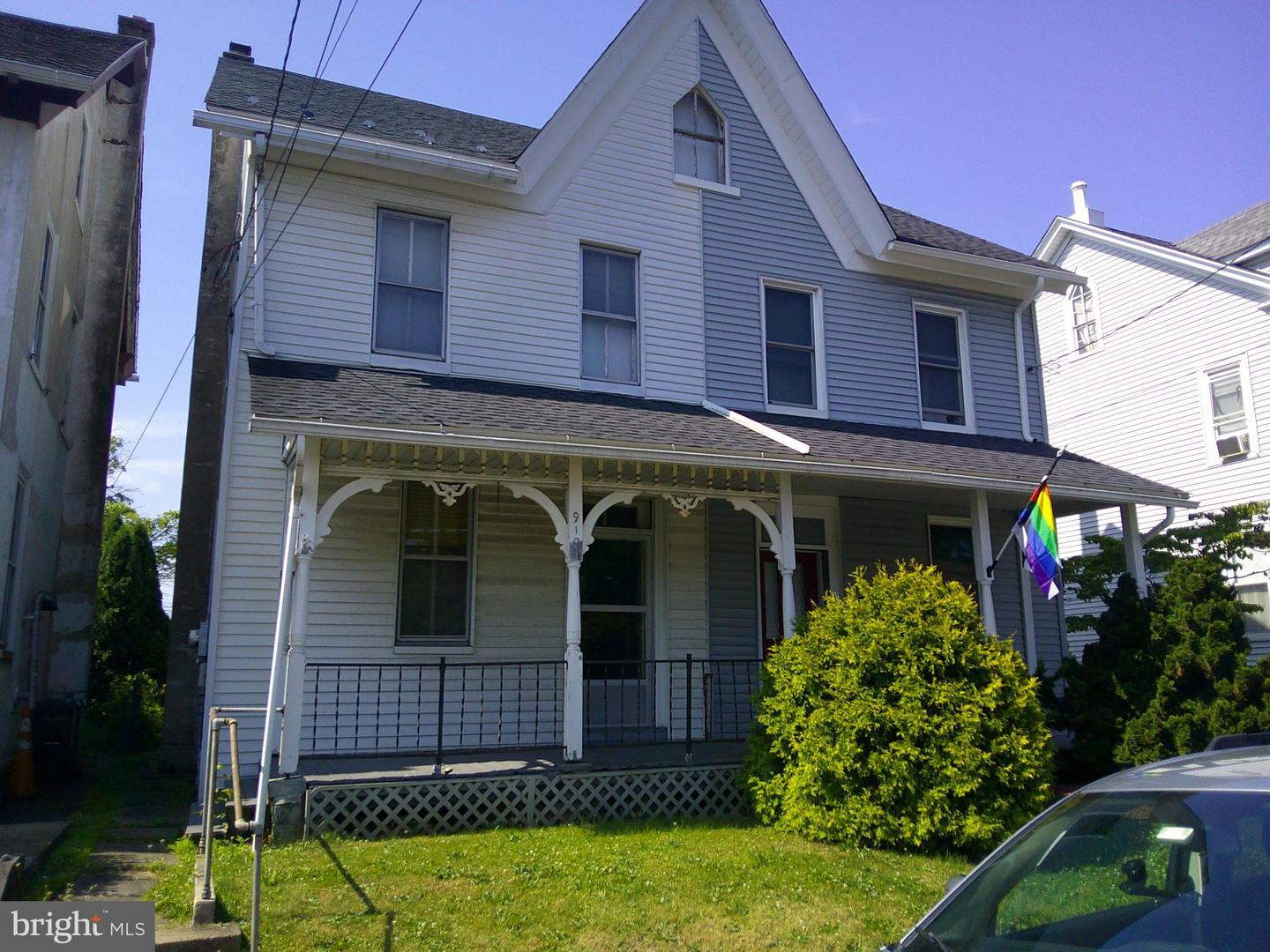 910 W Broad Street