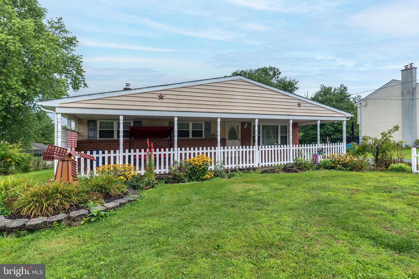 10 Mountain View Road