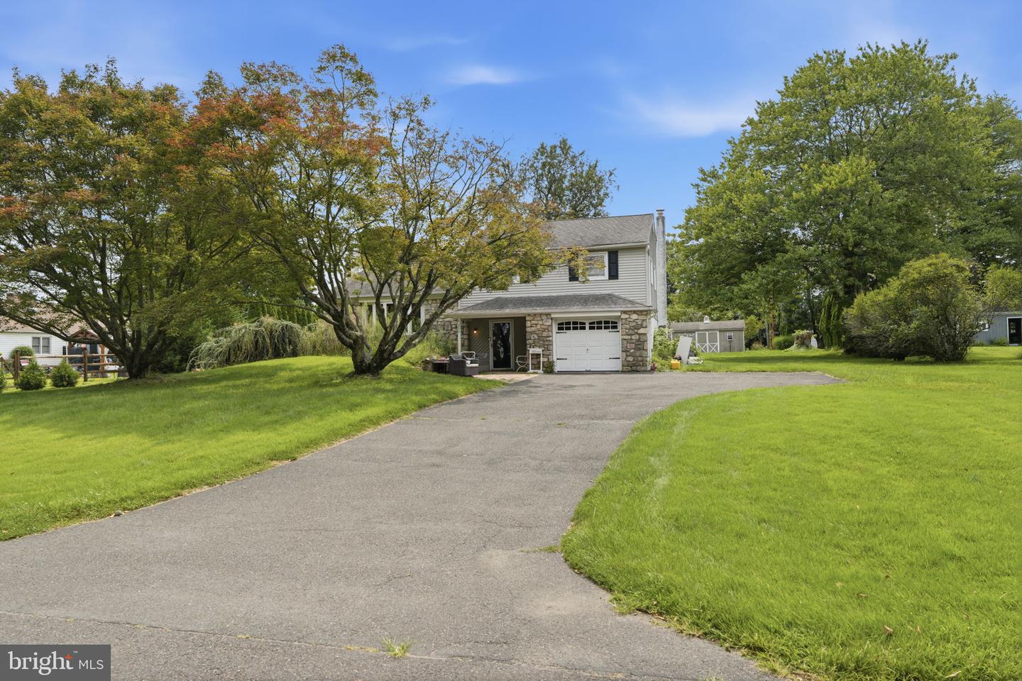 295 Doris Avenue