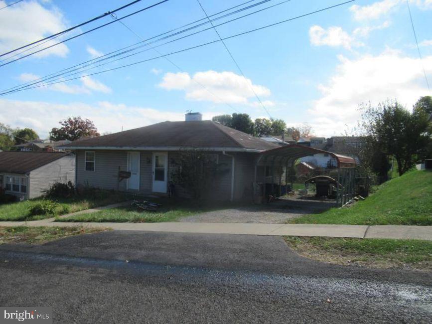 1205 Augusta Avenue, Aliquippa