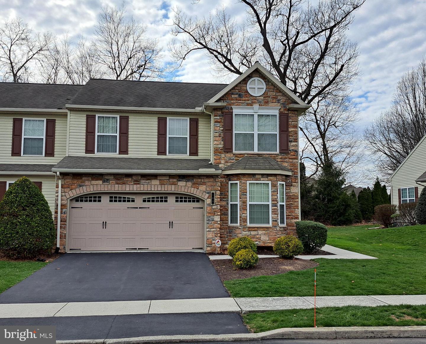 109 Pin Oak Court #5, Mechanicsburg