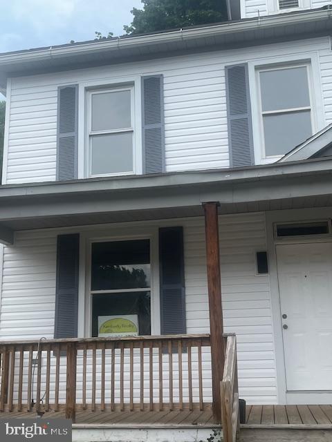 42 Richard Avenue