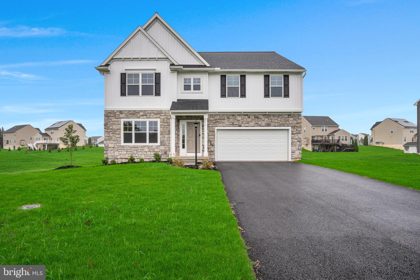 211 Forgedale Drive, Carlisle