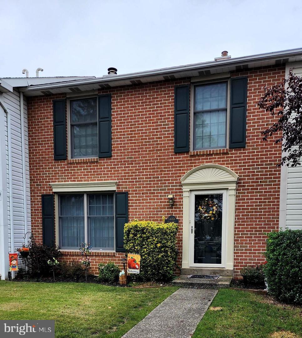5400 Oxford Drive #E, Mechanicsburg