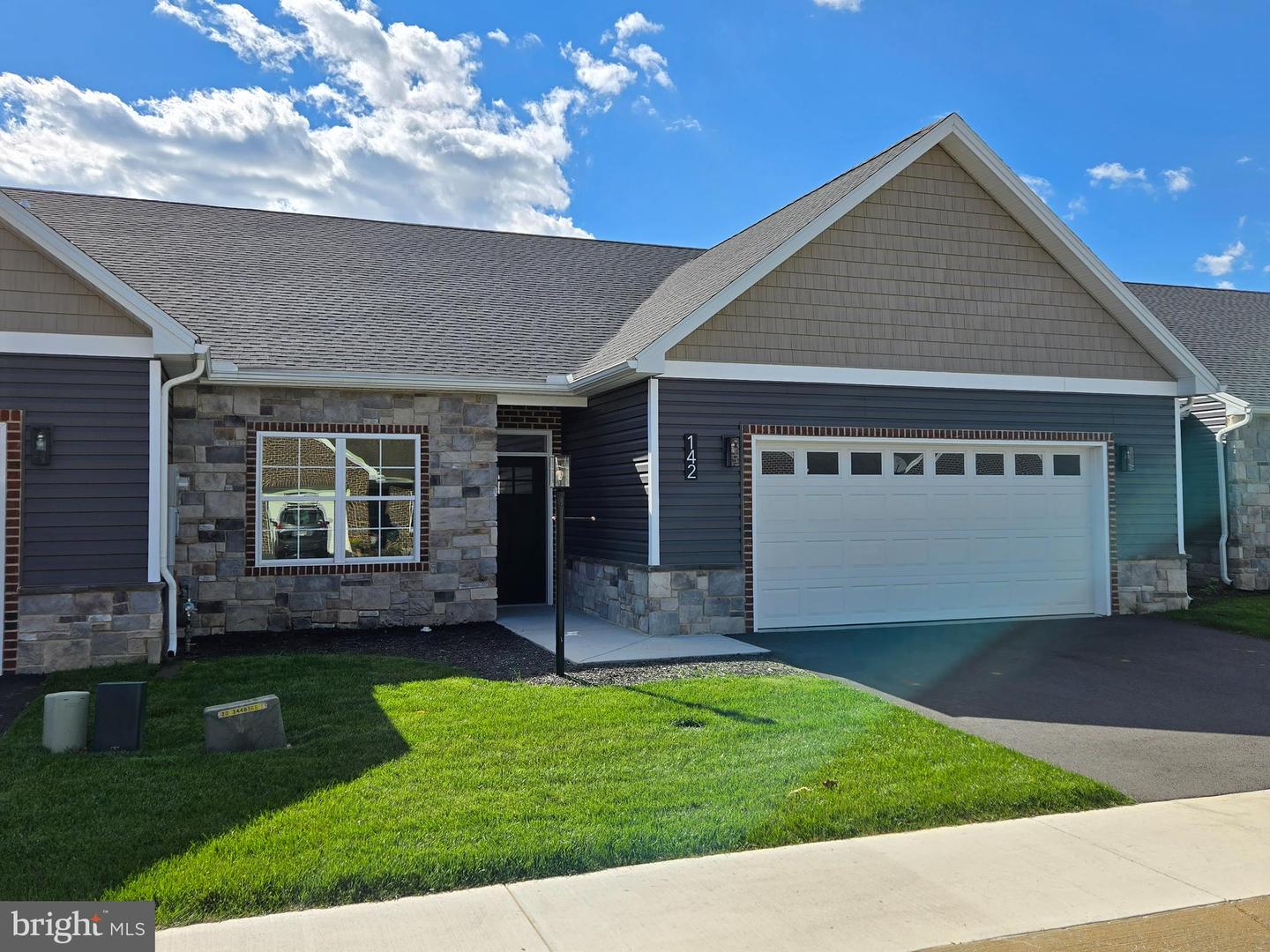142 Blackbird Lane, Shippensburg