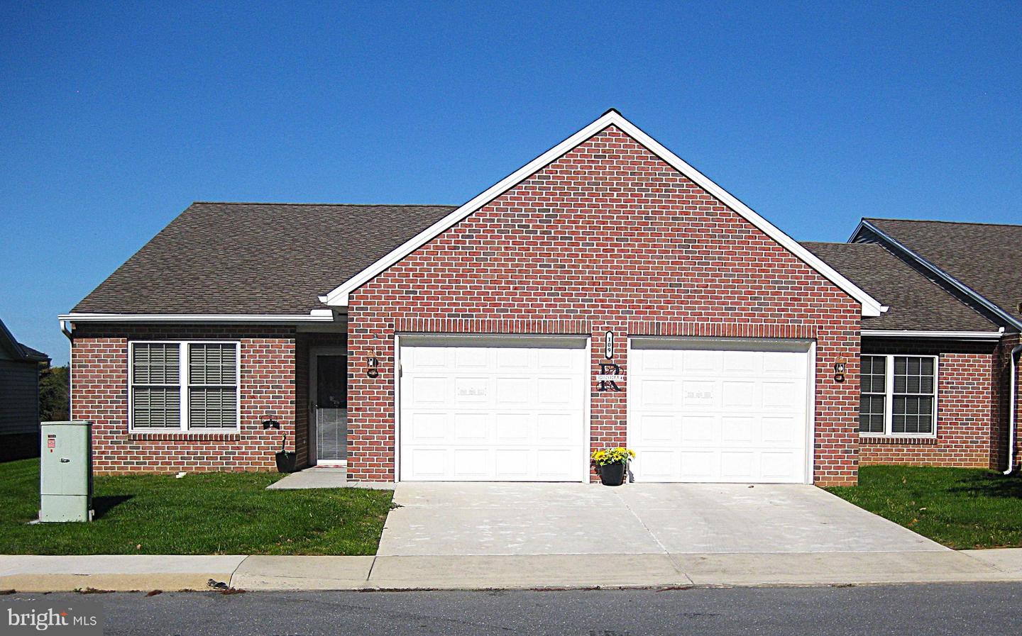 109 Blackbird Lane, Shippensburg